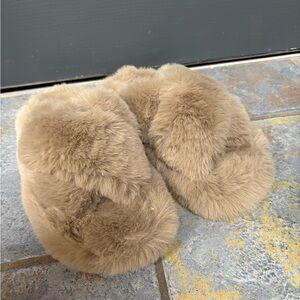 Free People - Counting Sheep Faux Fur Slippers